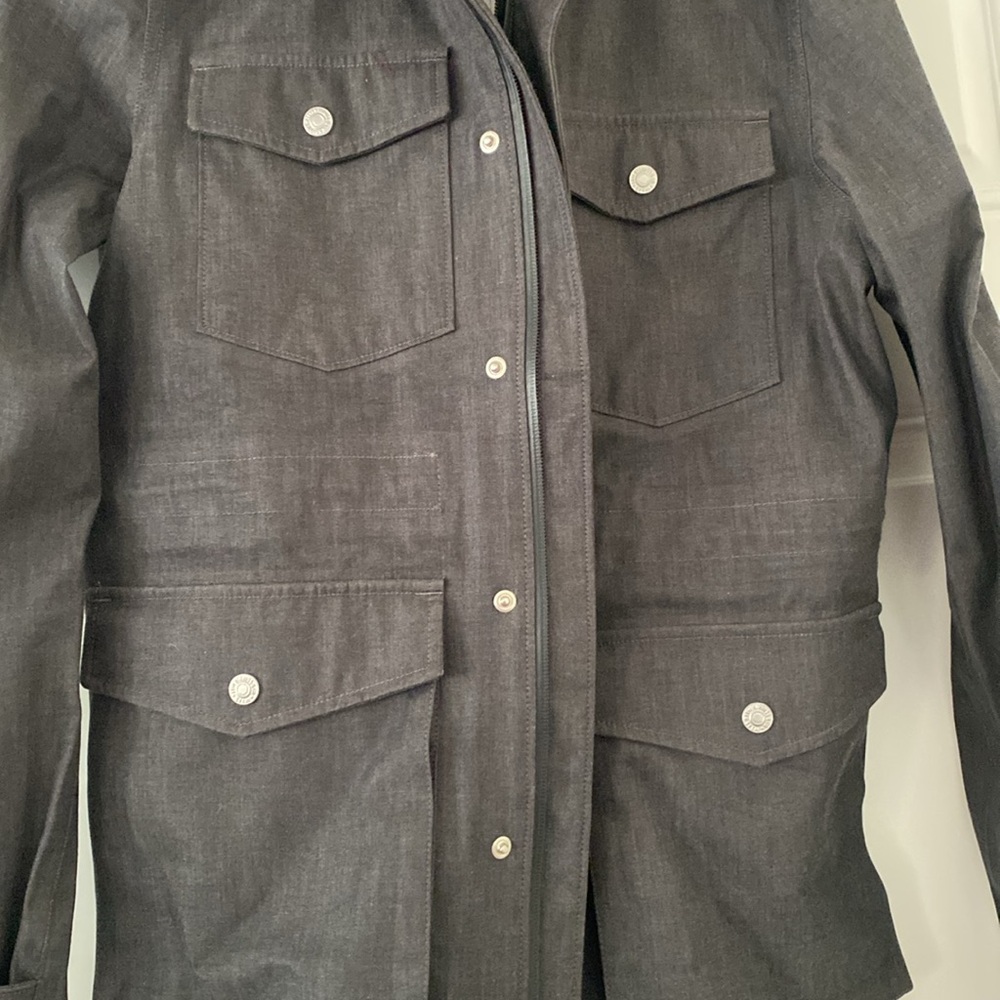Levi Jacket - Picture 5 of 5